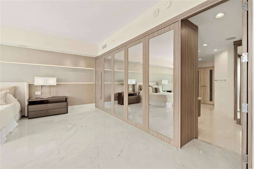 17301 Biscayne #PH 7 Aventura, FL 33160