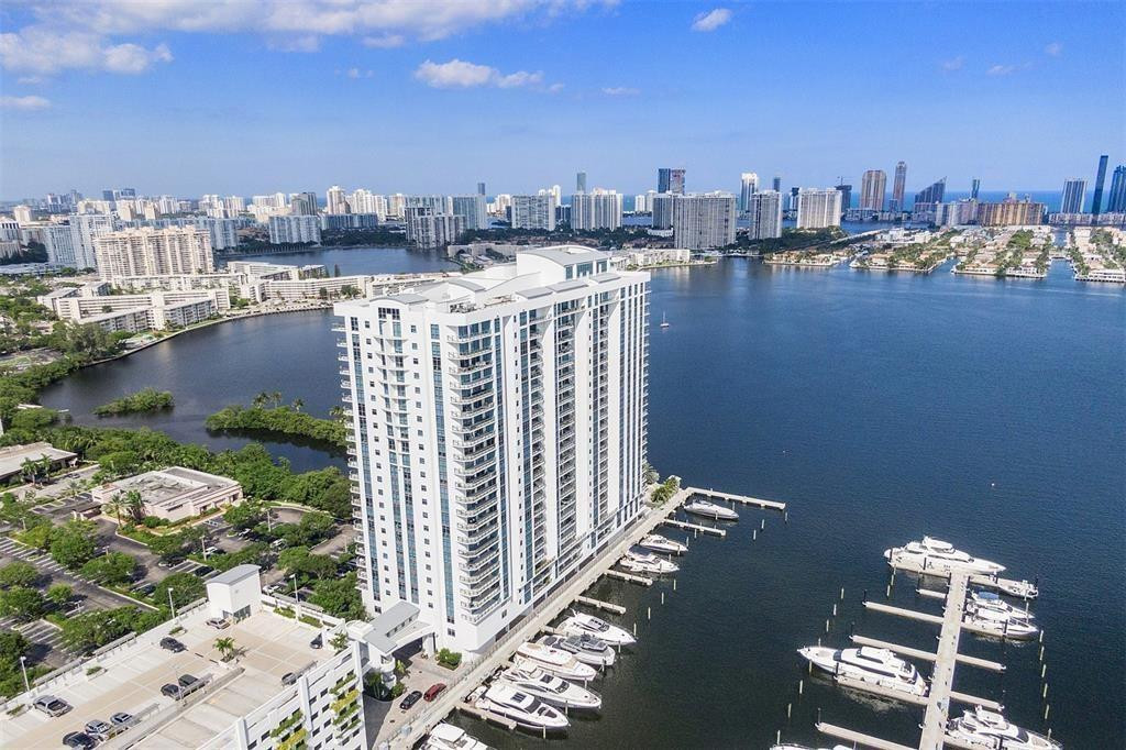 17301 Biscayne #PH 7 Aventura, FL 33160