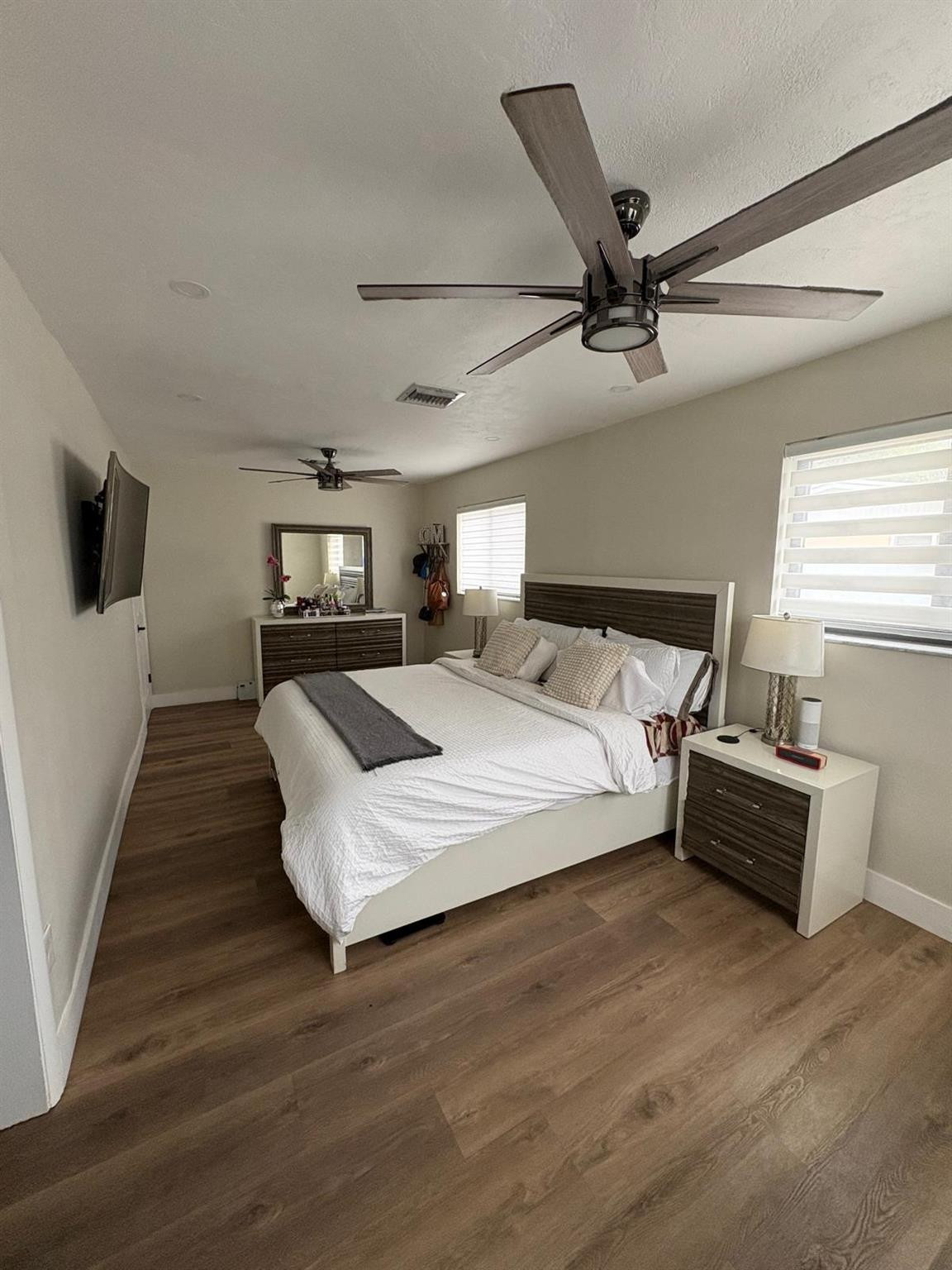 11831 SW 207th Miami, FL 33177