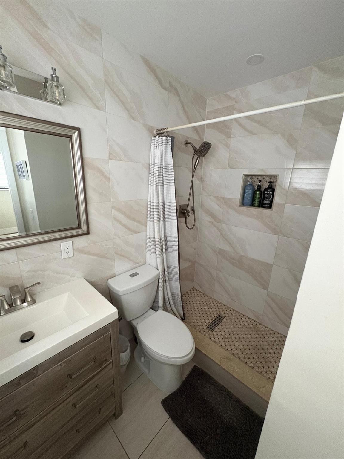 11831 SW 207th Miami, FL 33177