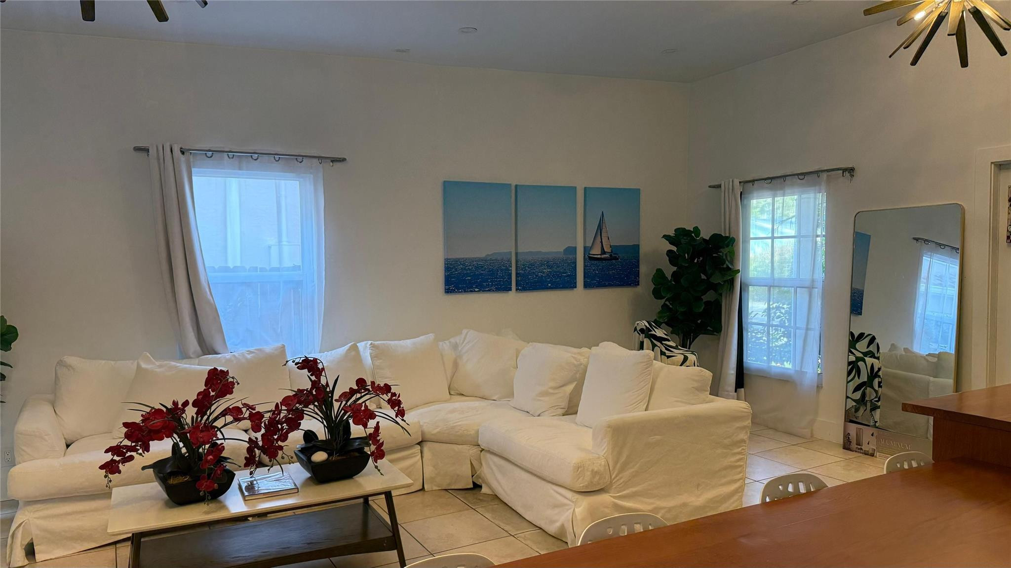 1120 NE 2nd Fort Lauderdale, FL 33304