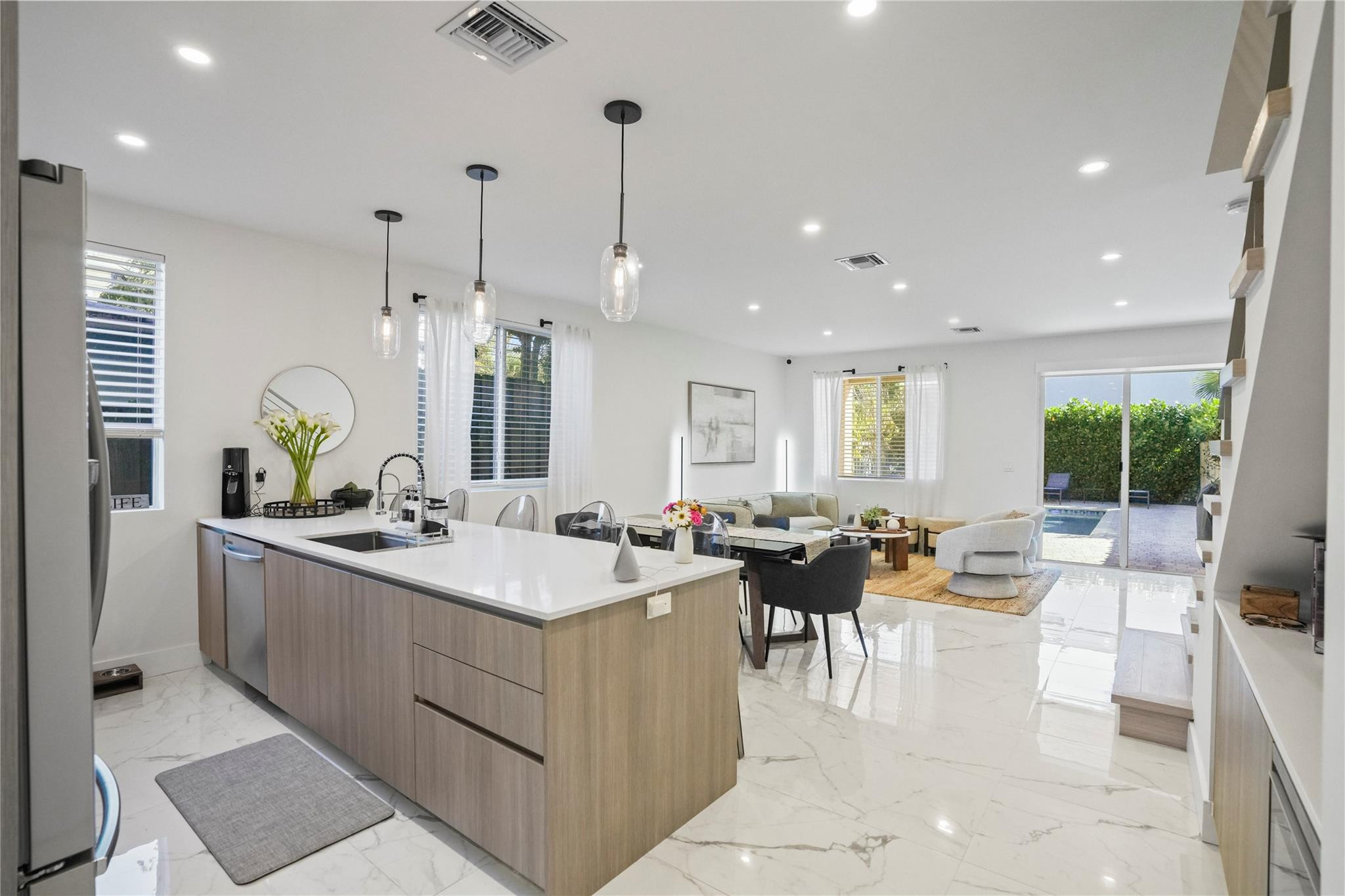 1514 SW 4th #1514 Fort Lauderdale, FL 33315