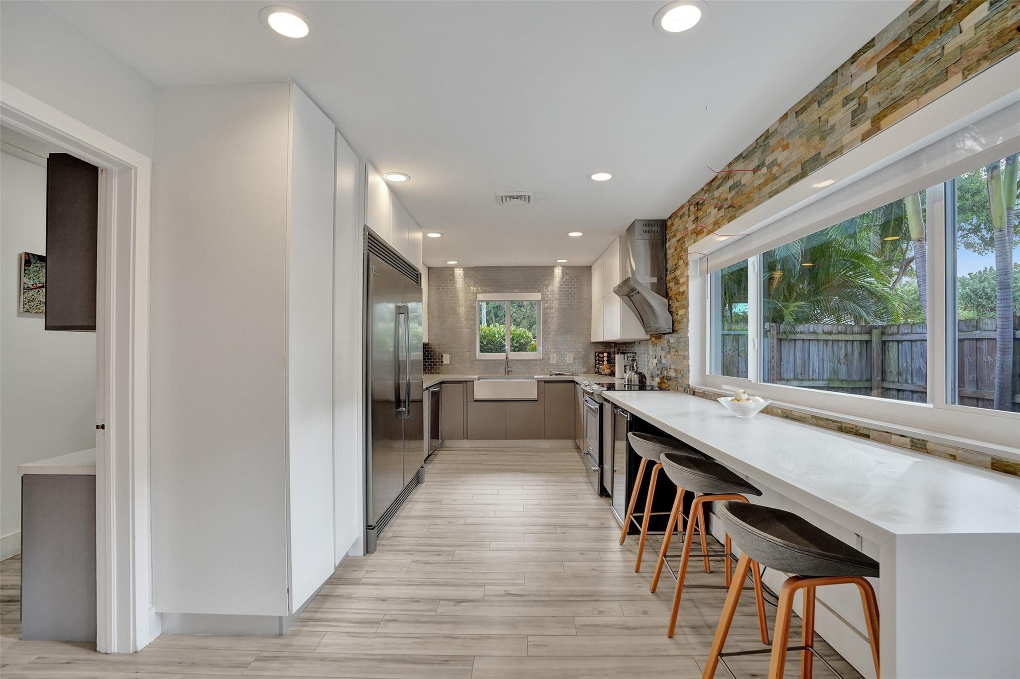 2111 N Ocean Pompano Beach, FL 33062