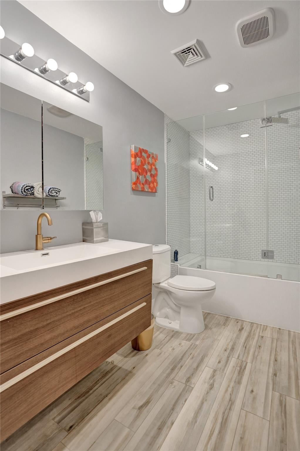 2111 N Ocean Pompano Beach, FL 33062