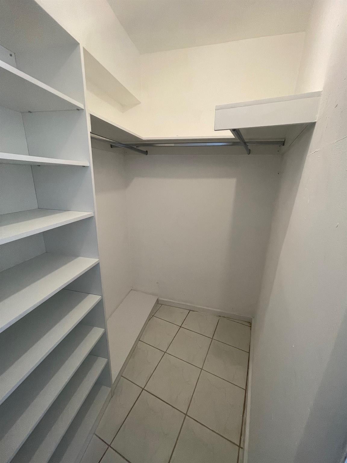 9365 Fontainebleau #E117 Miami, FL 33172