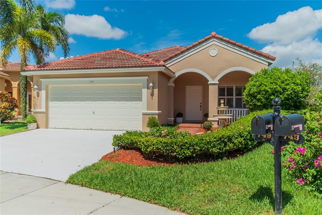 749 Vista Meadows Dr