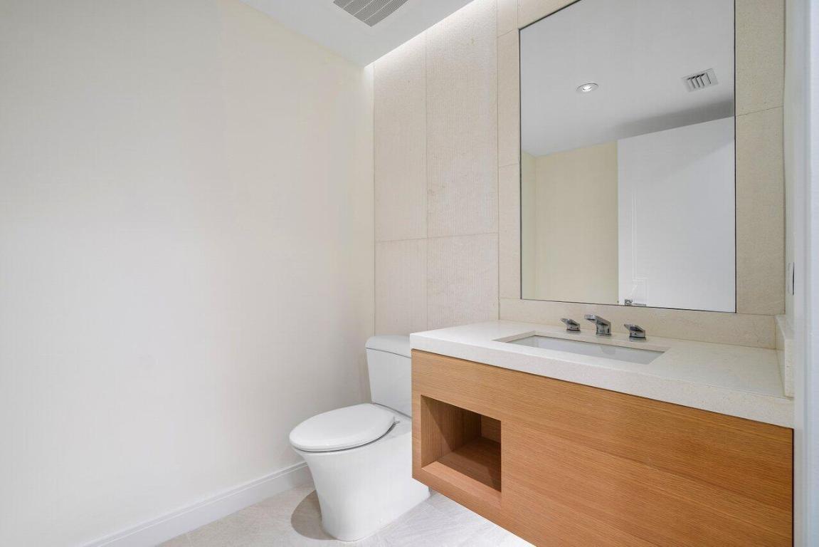 3550 S Ocean #2d South Palm Beach, FL 33480