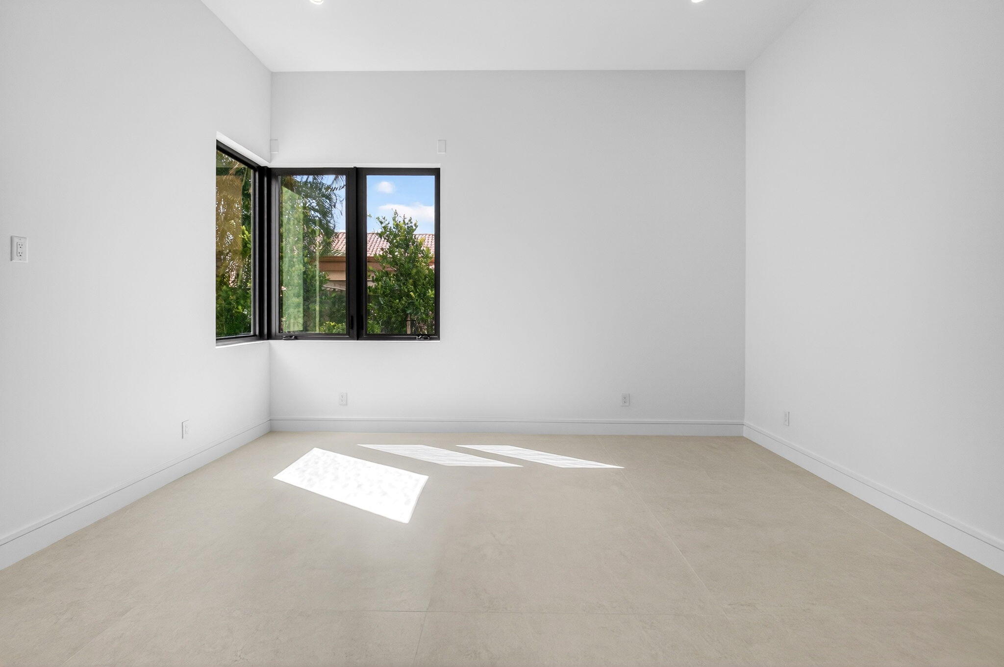 17903 Foxborough Boca Raton, FL 33496