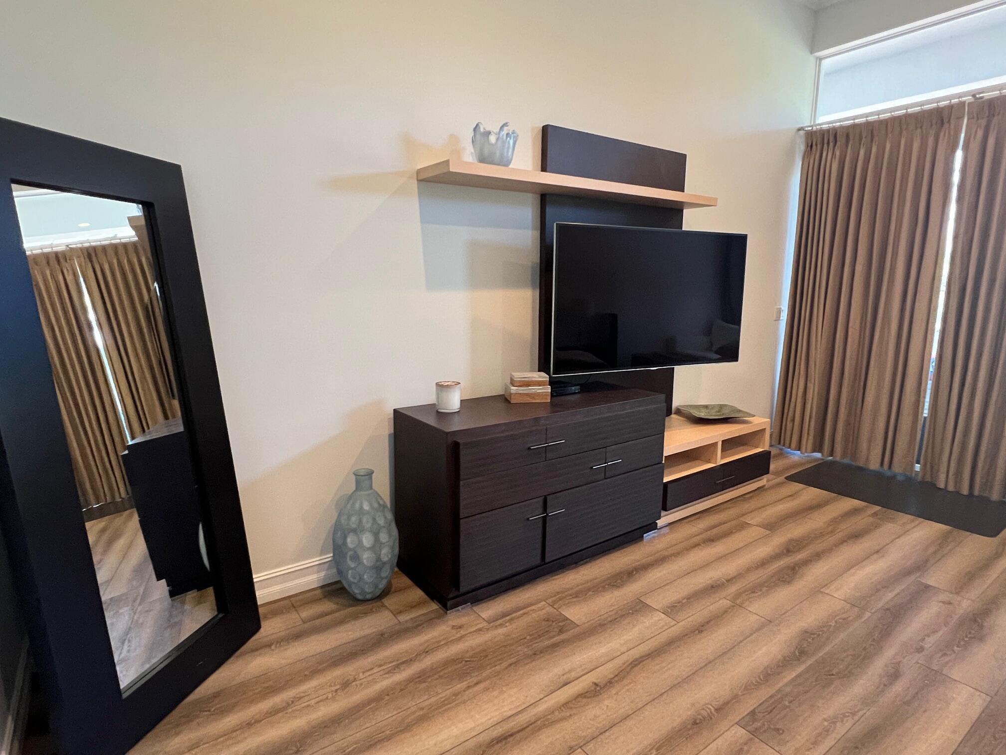 182 Rosalia Ct Jupiter, FL 33478