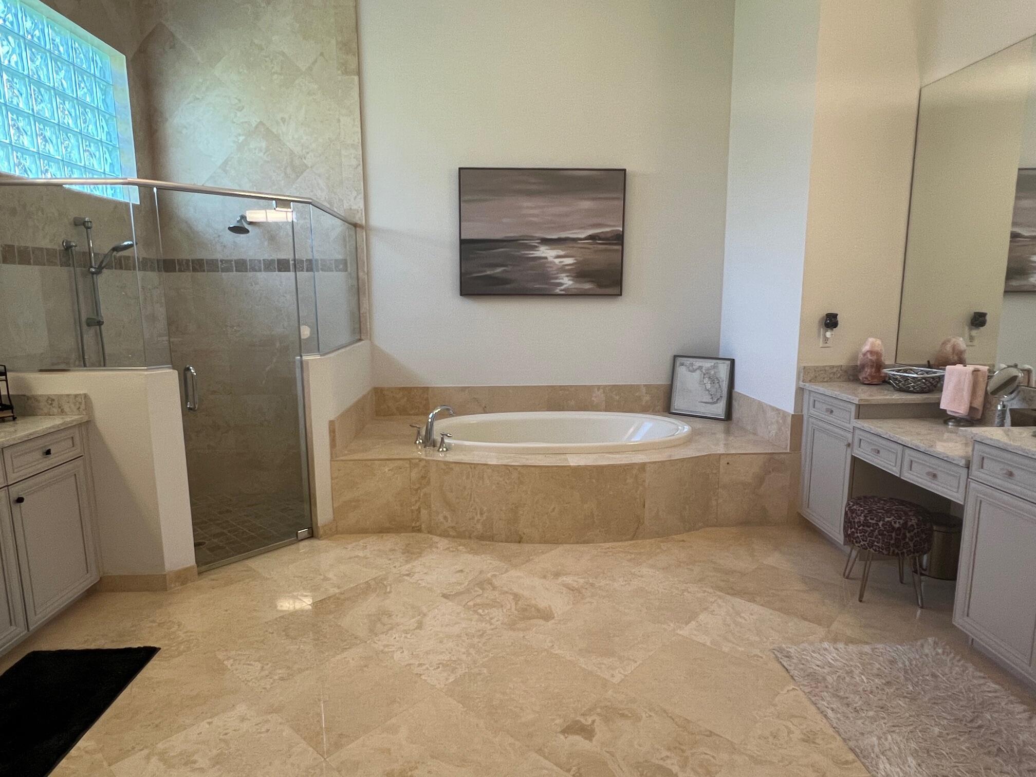 182 Rosalia Ct Jupiter, FL 33478