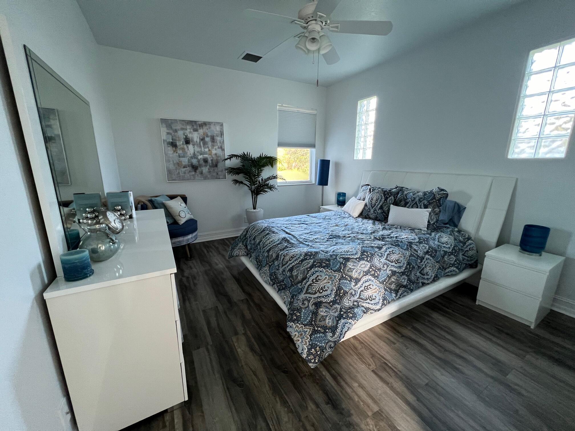 182 Rosalia Ct Jupiter, FL 33478