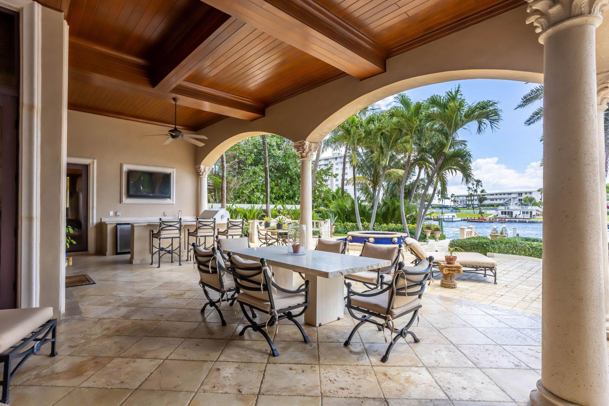 3870 NE 31st Ave Lighthouse Point, FL 33064