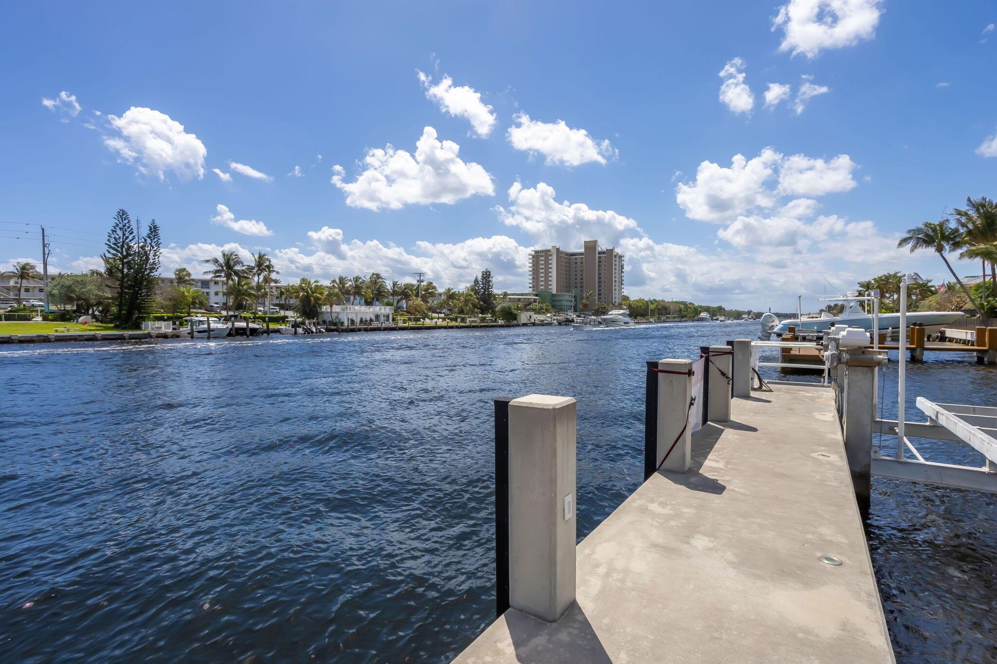 3870 NE 31st Ave Lighthouse Point, FL 33064