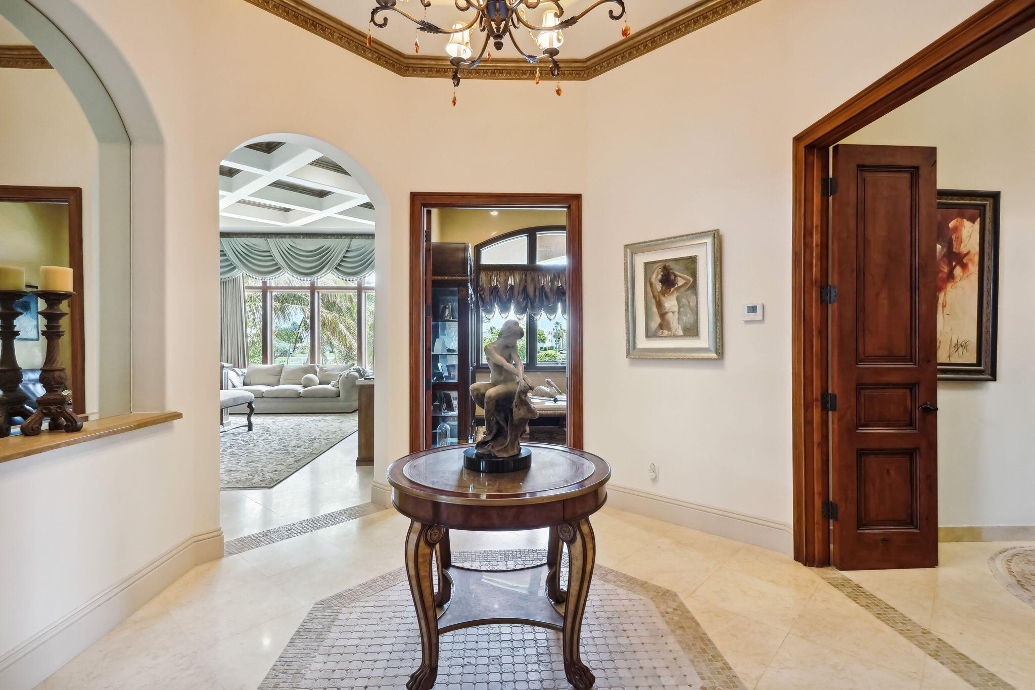 3870 NE 31st Ave Lighthouse Point, FL 33064