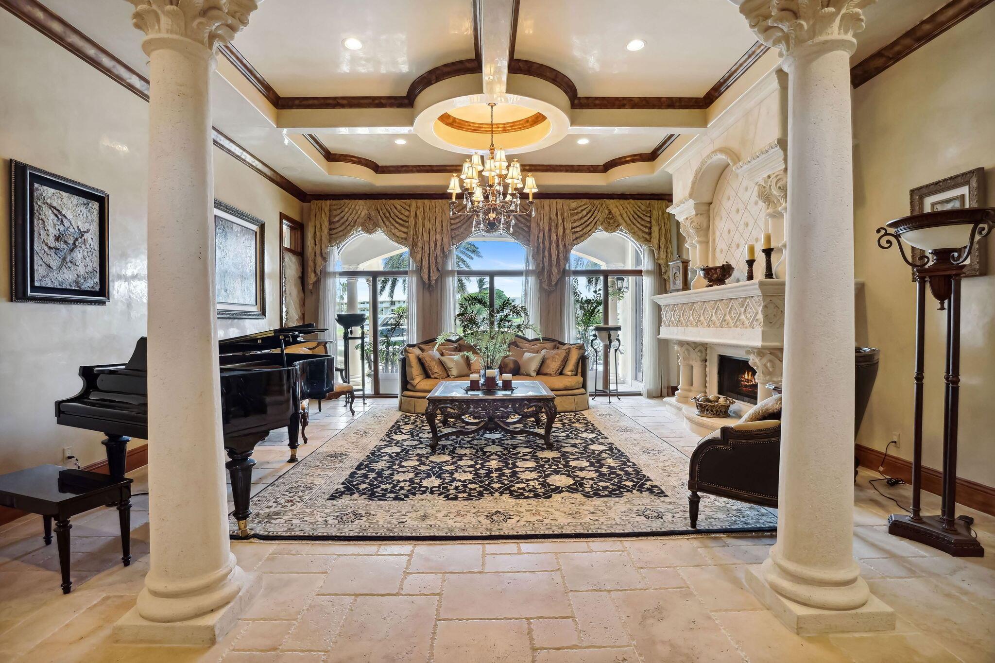 3870 NE 31st Ave Lighthouse Point, FL 33064