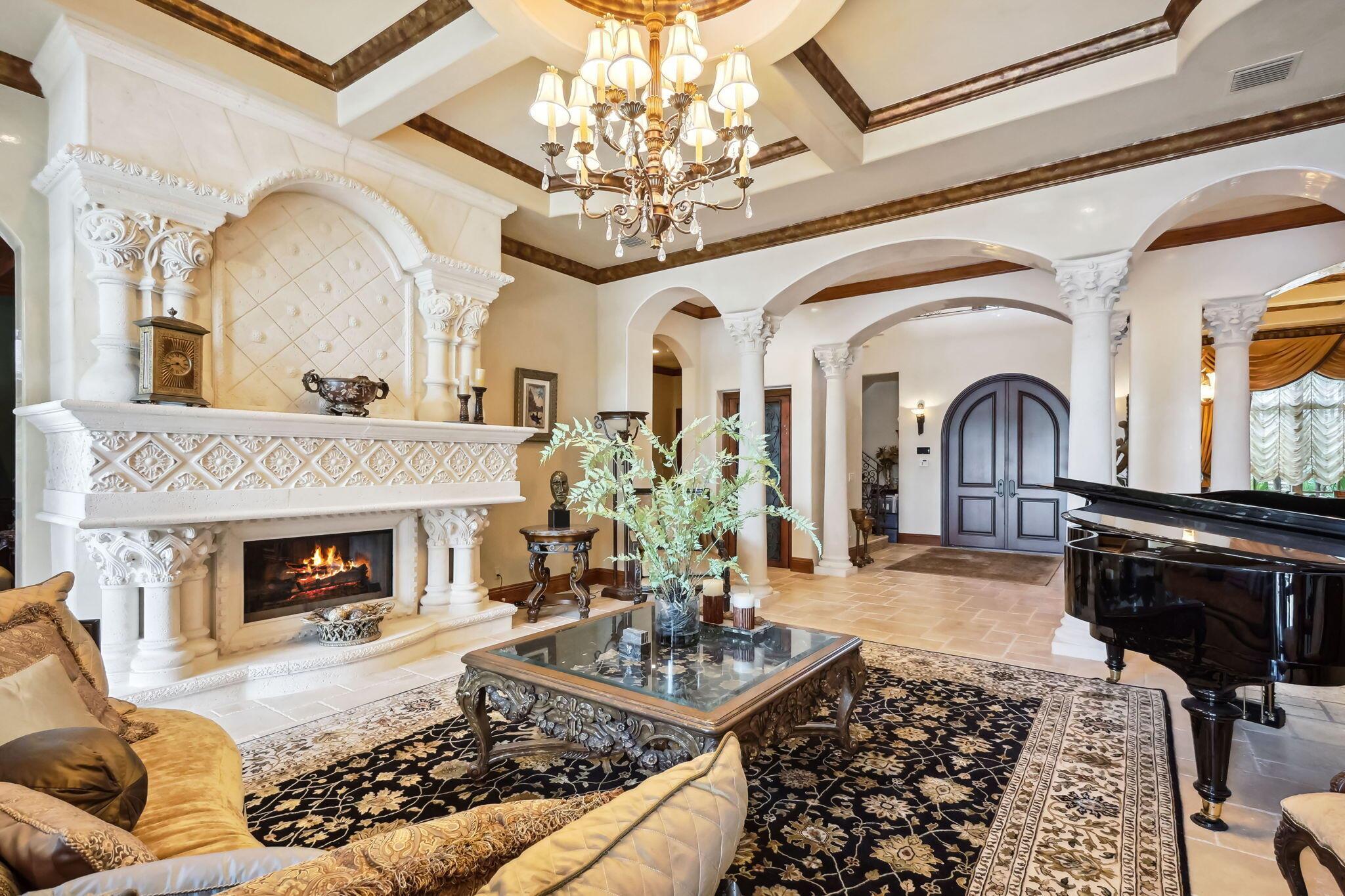 3870 NE 31st Ave Lighthouse Point, FL 33064