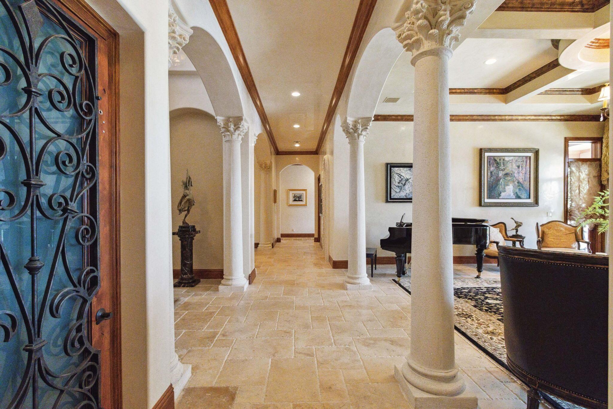 3870 NE 31st Ave Lighthouse Point, FL 33064