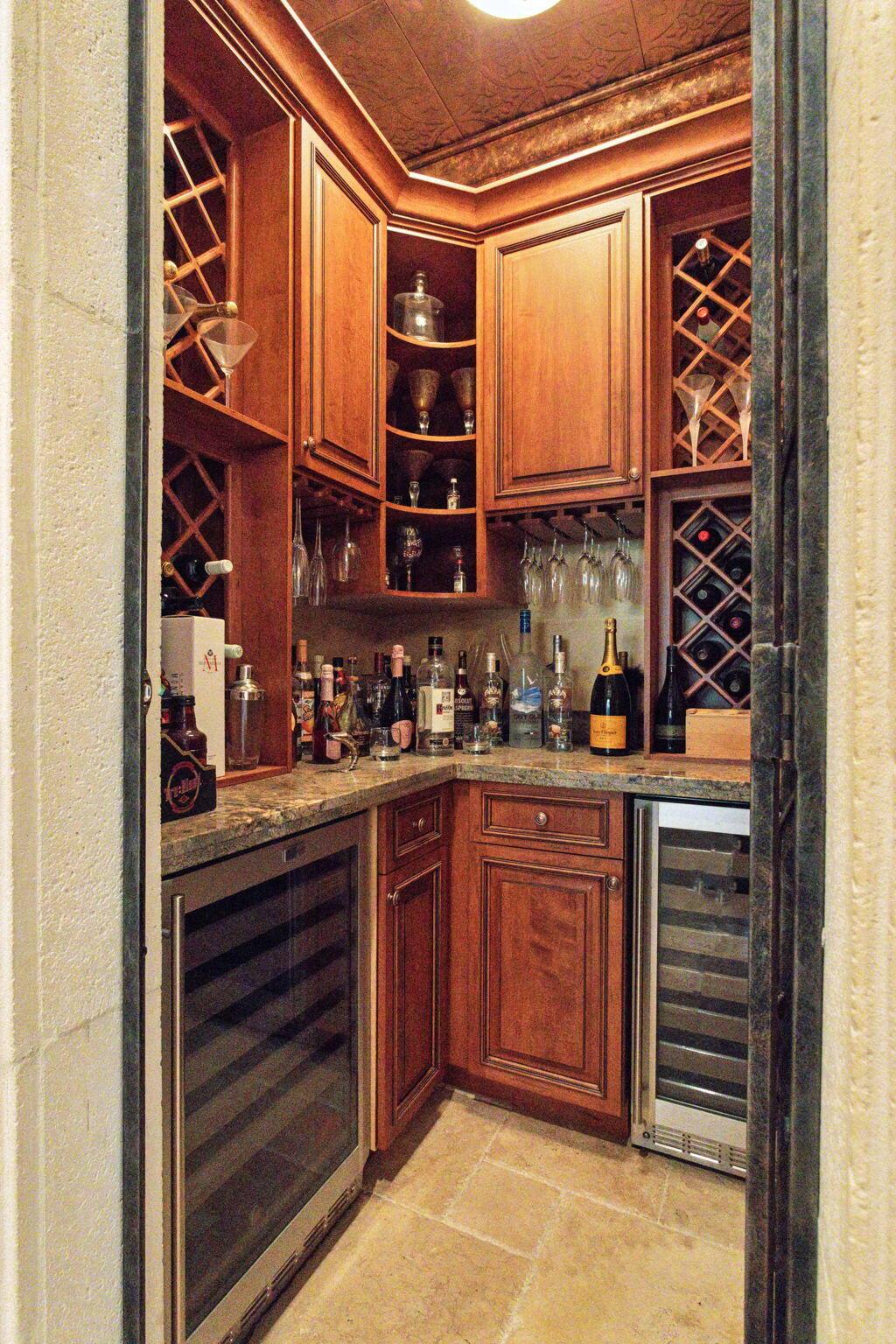 3870 NE 31st Ave Lighthouse Point, FL 33064