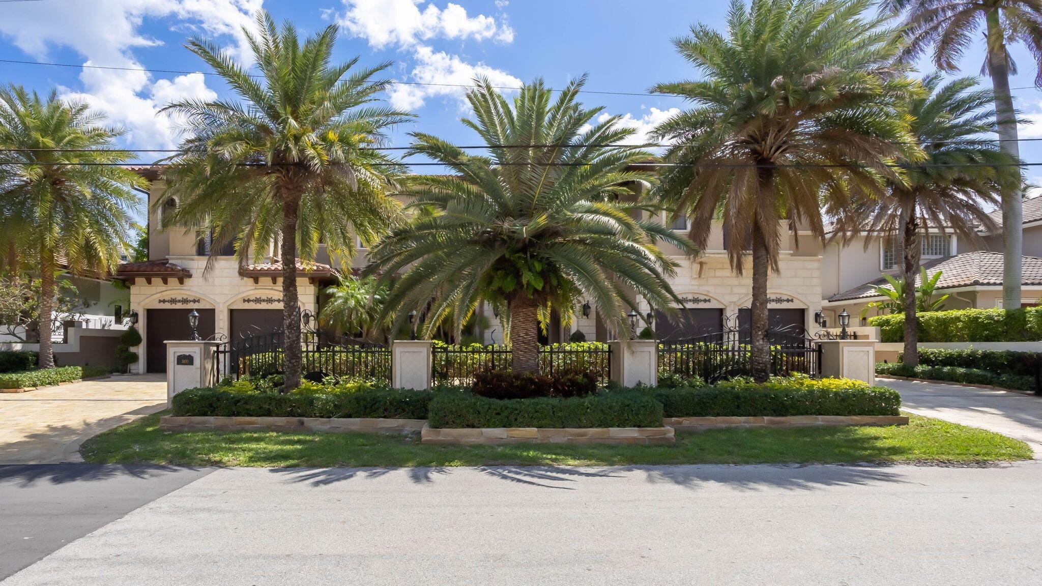 3870 NE 31st Ave Lighthouse Point, FL 33064