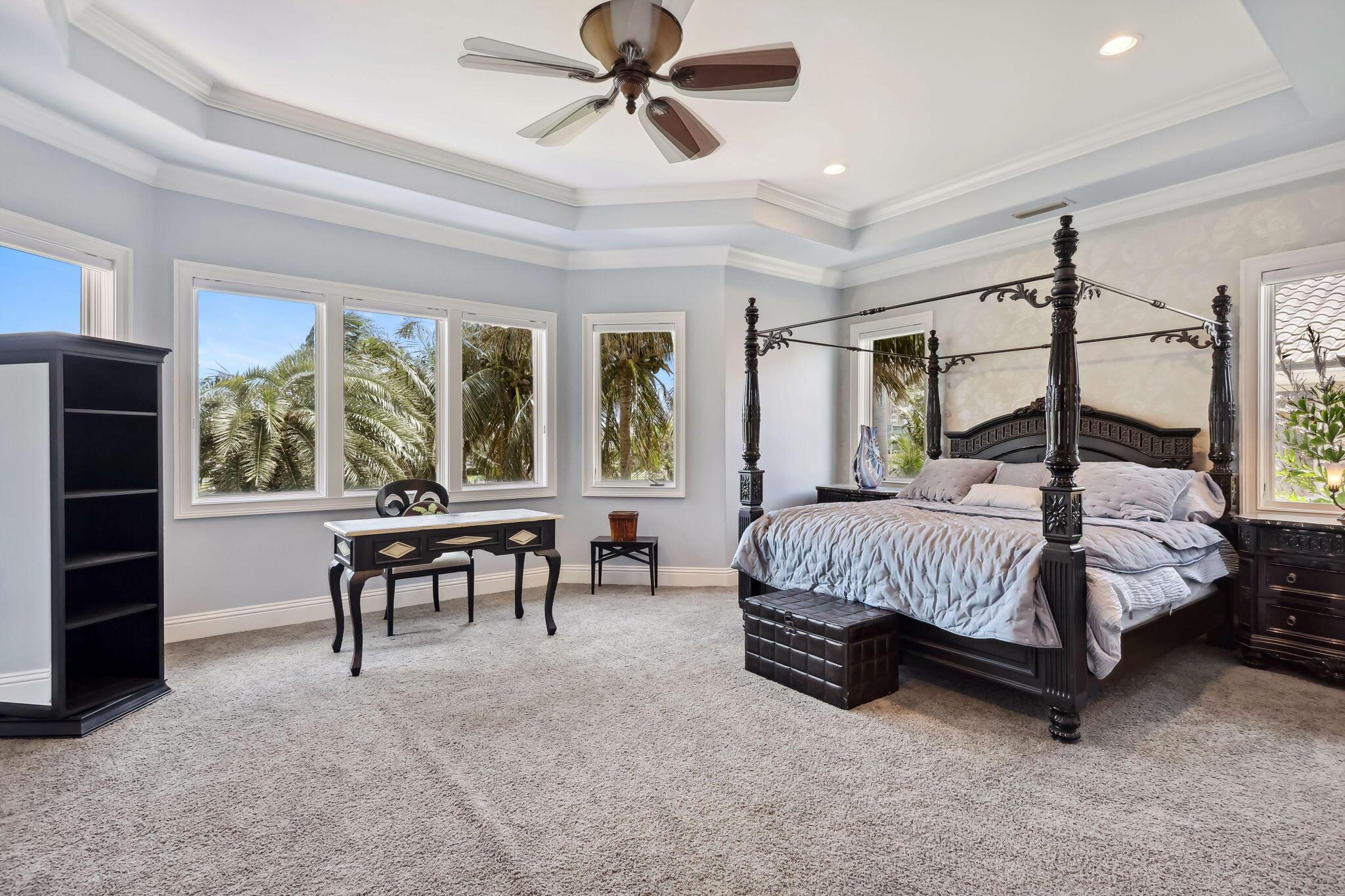 3870 NE 31st Ave Lighthouse Point, FL 33064