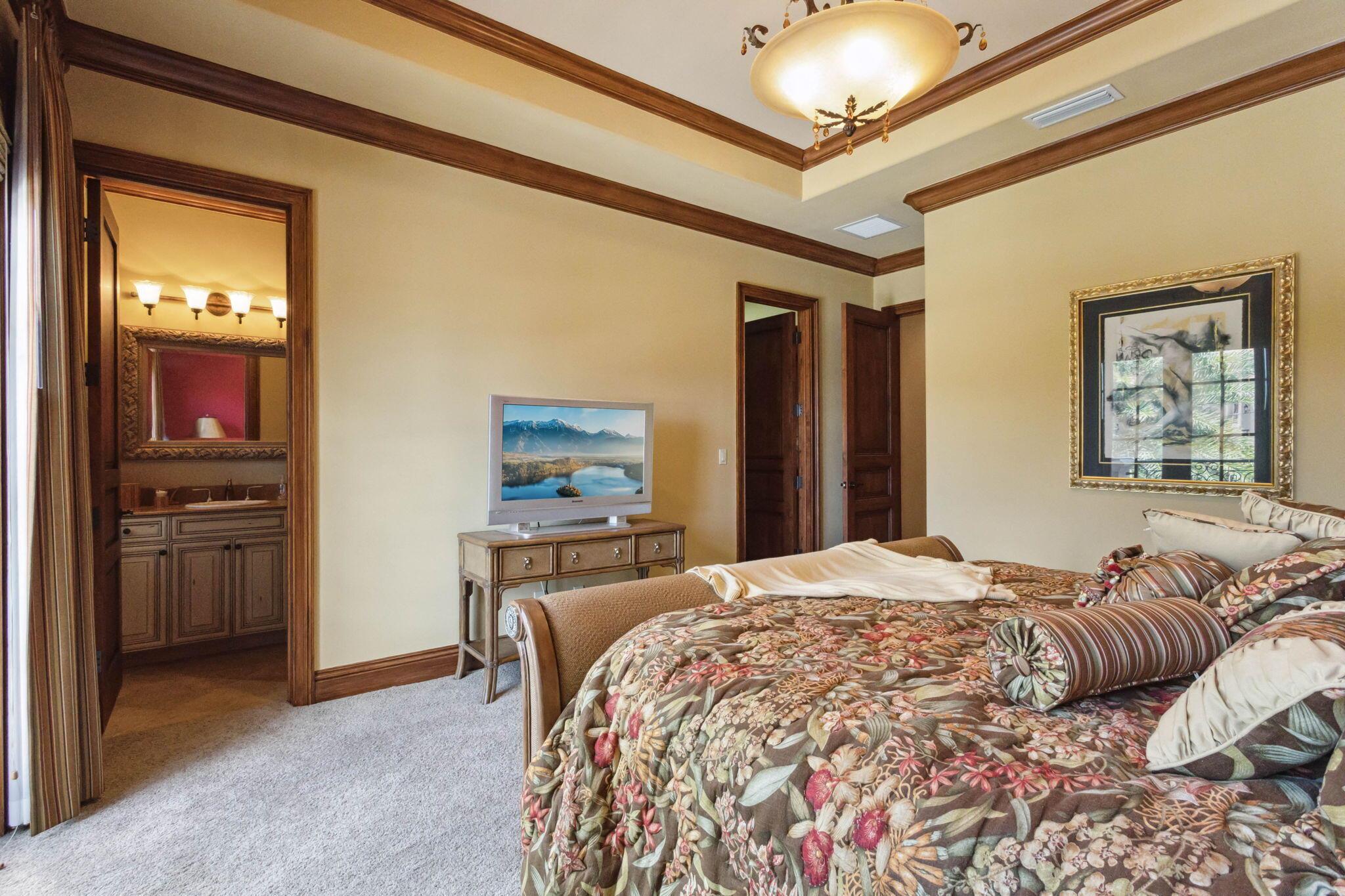 3870 NE 31st Ave Lighthouse Point, FL 33064