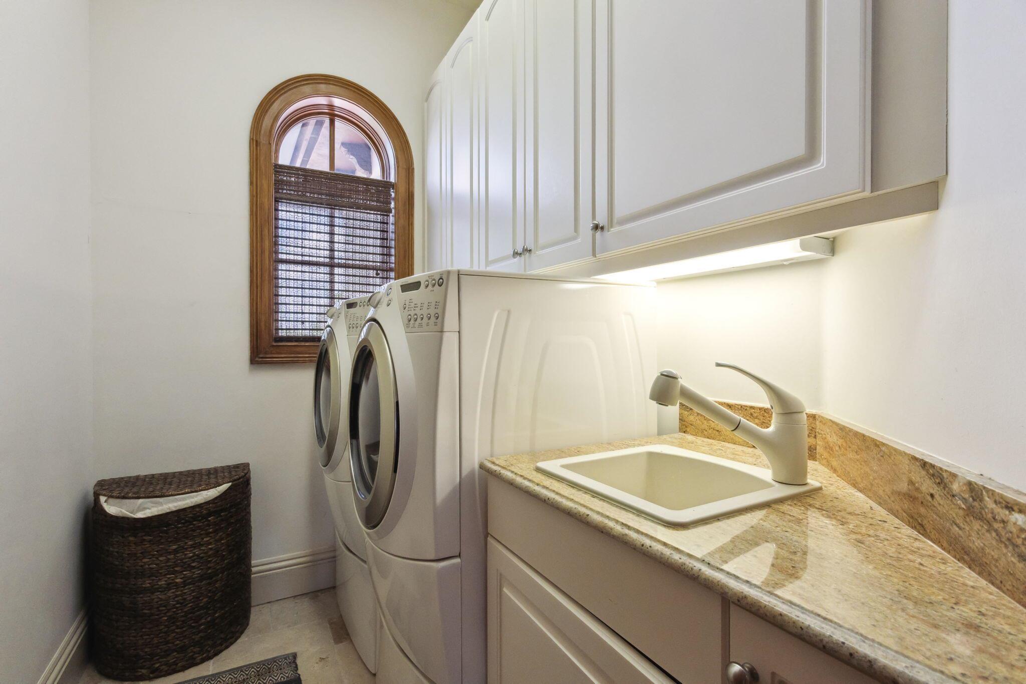 3870 NE 31st Ave Lighthouse Point, FL 33064