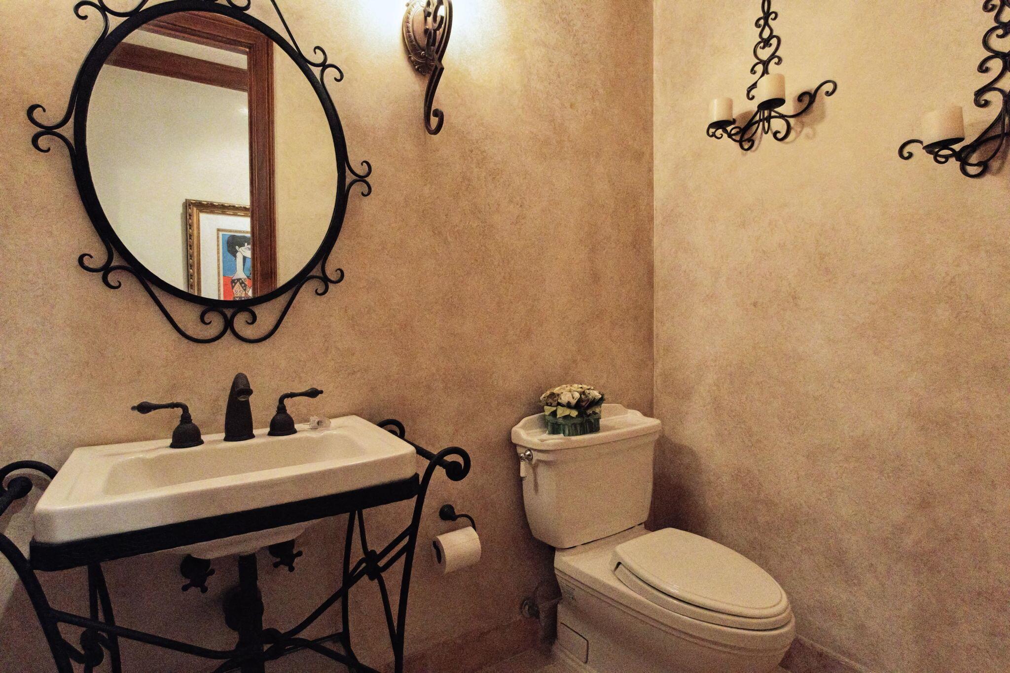 3870 NE 31st Ave Lighthouse Point, FL 33064