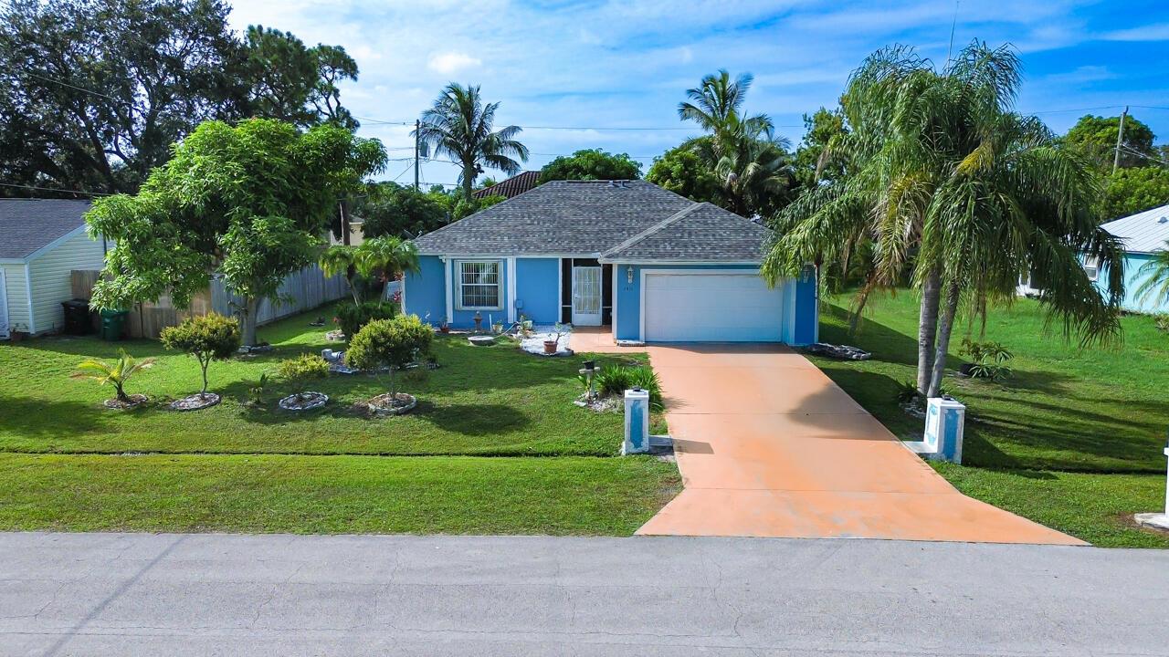 2830 SE Cabana Ln