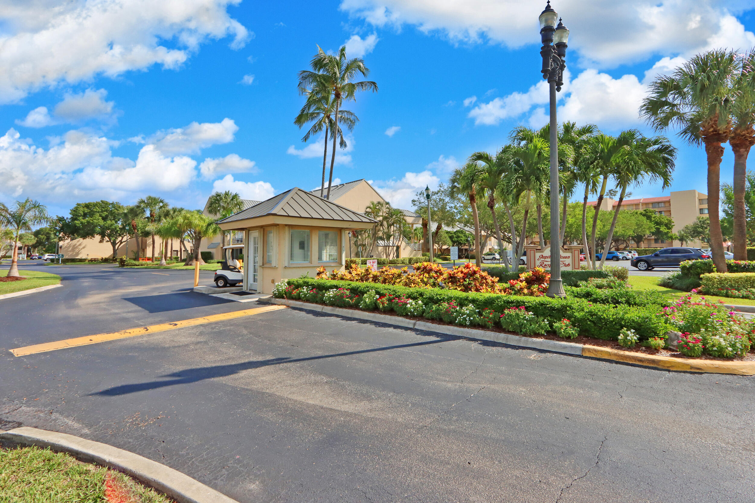 1605 S Us Hwy 1 #104v4 Jupiter, FL 33477