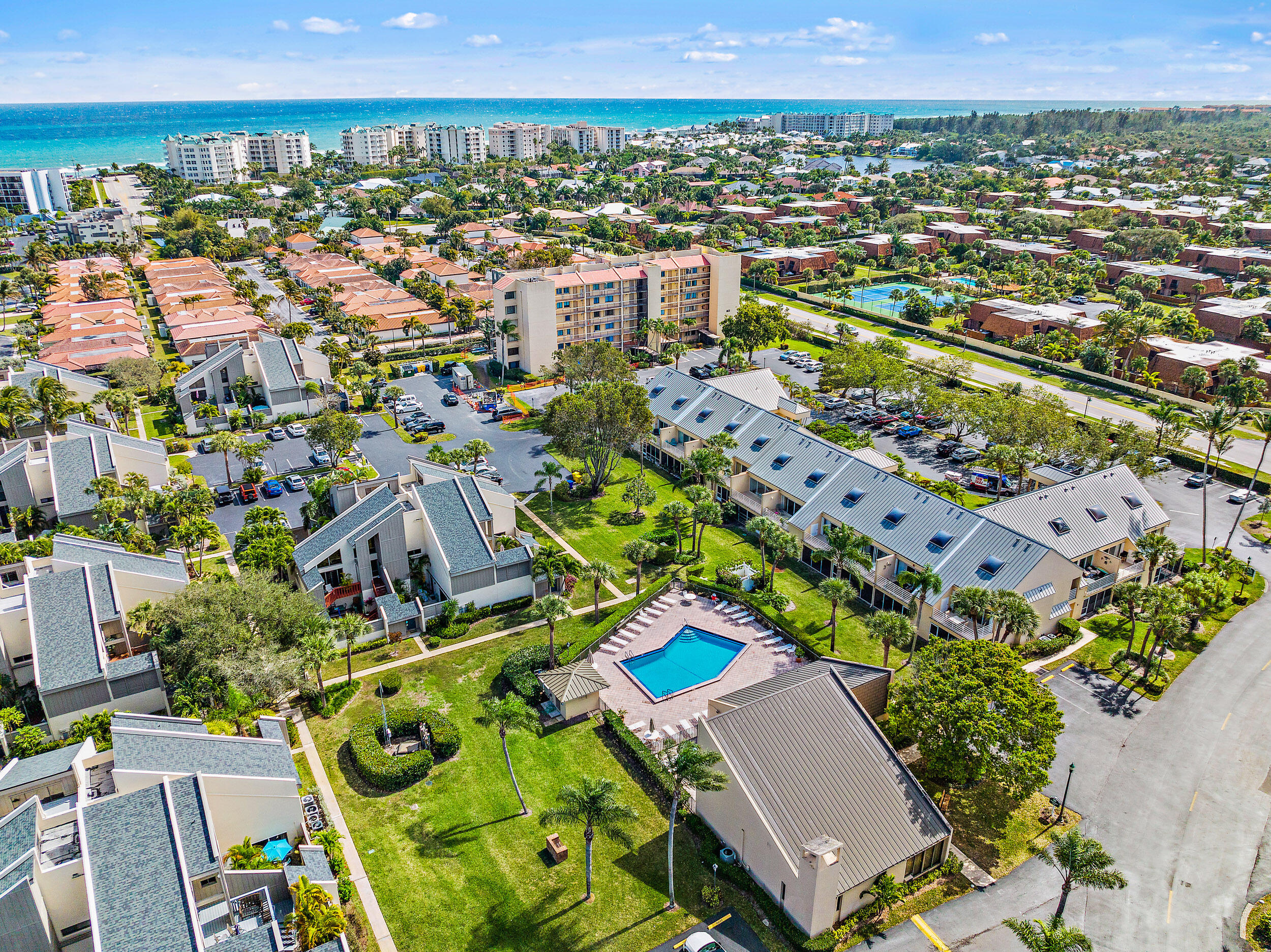 1605 S Us Hwy 1 #104v4 Jupiter, FL 33477