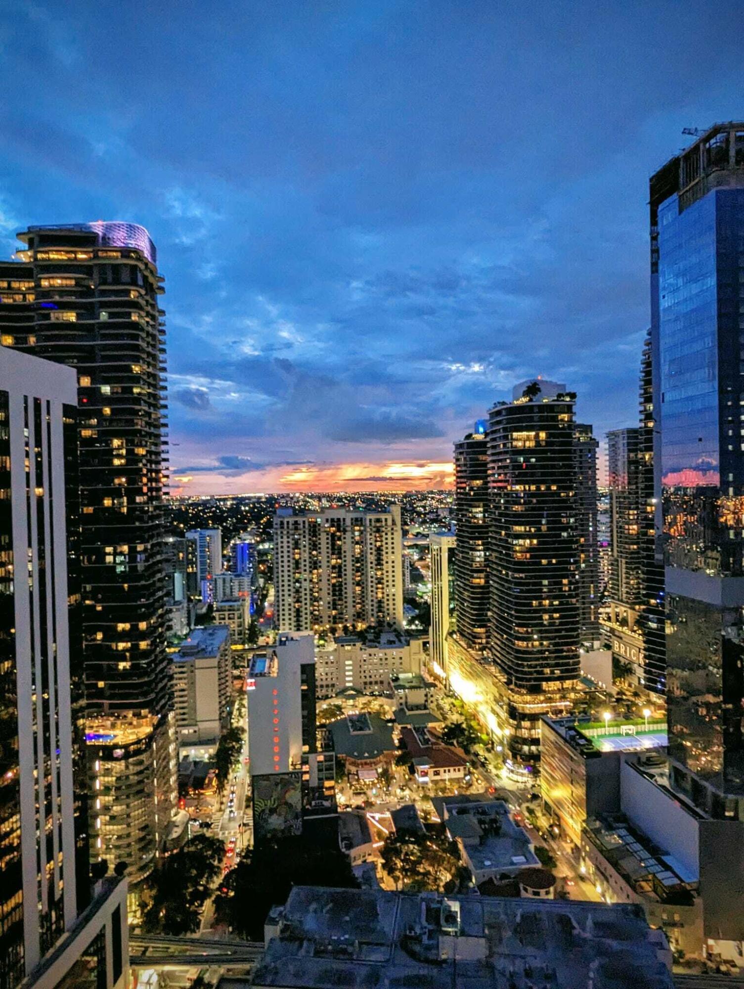image The Plaza 901 Brickell Co10