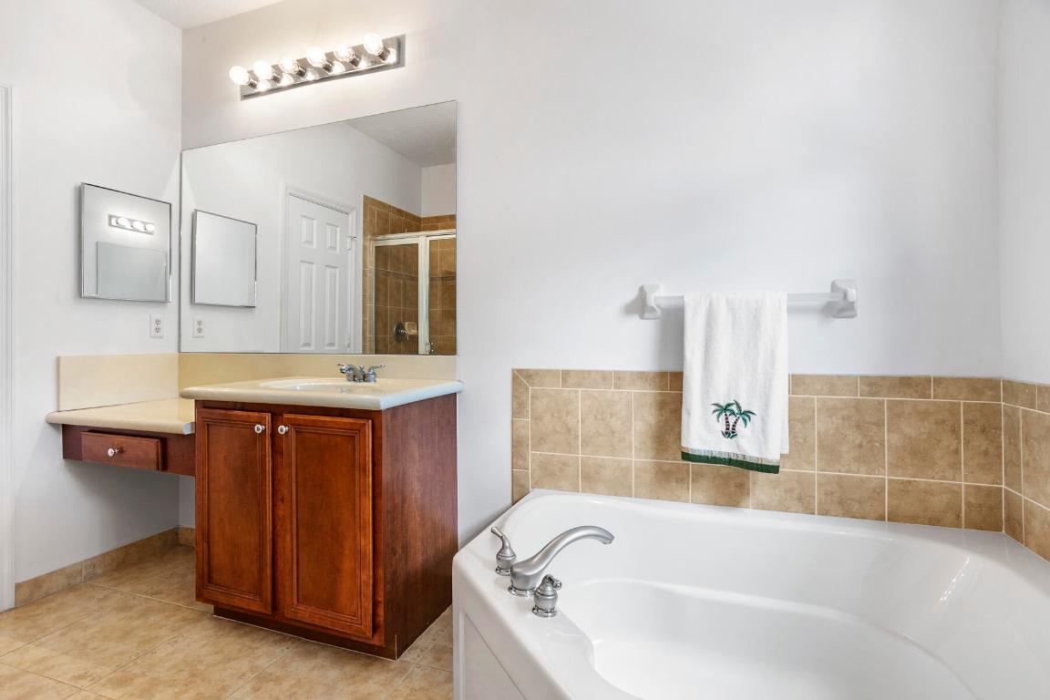 114 Locustberry #101 Jupiter, FL 33458