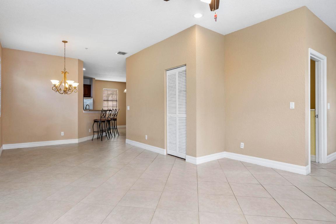 114 Locustberry #101 Jupiter, FL 33458