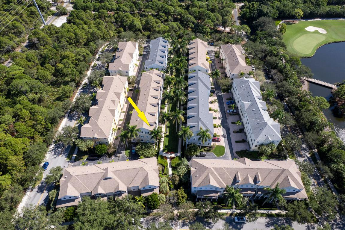 114 Locustberry #101 Jupiter, FL 33458