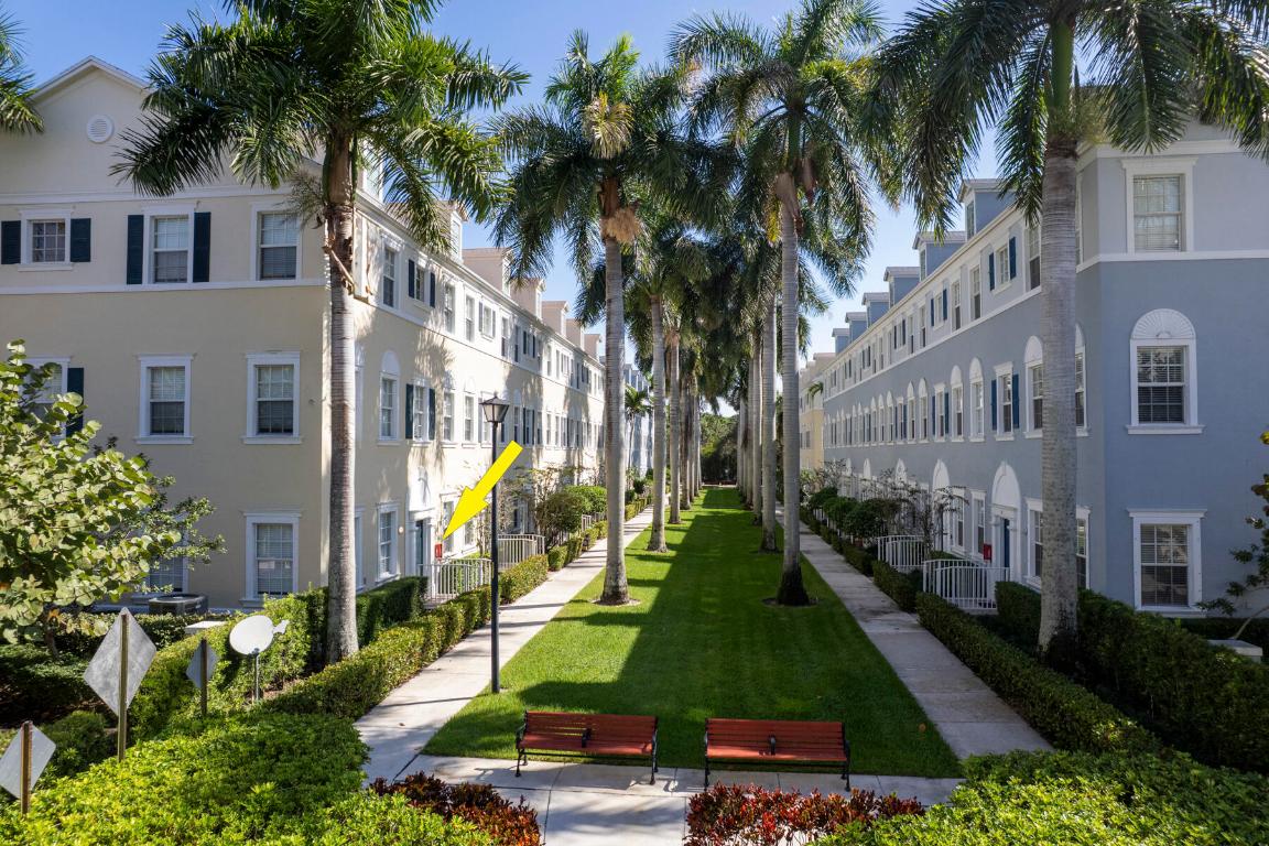 114 Locustberry #101 Jupiter, FL 33458