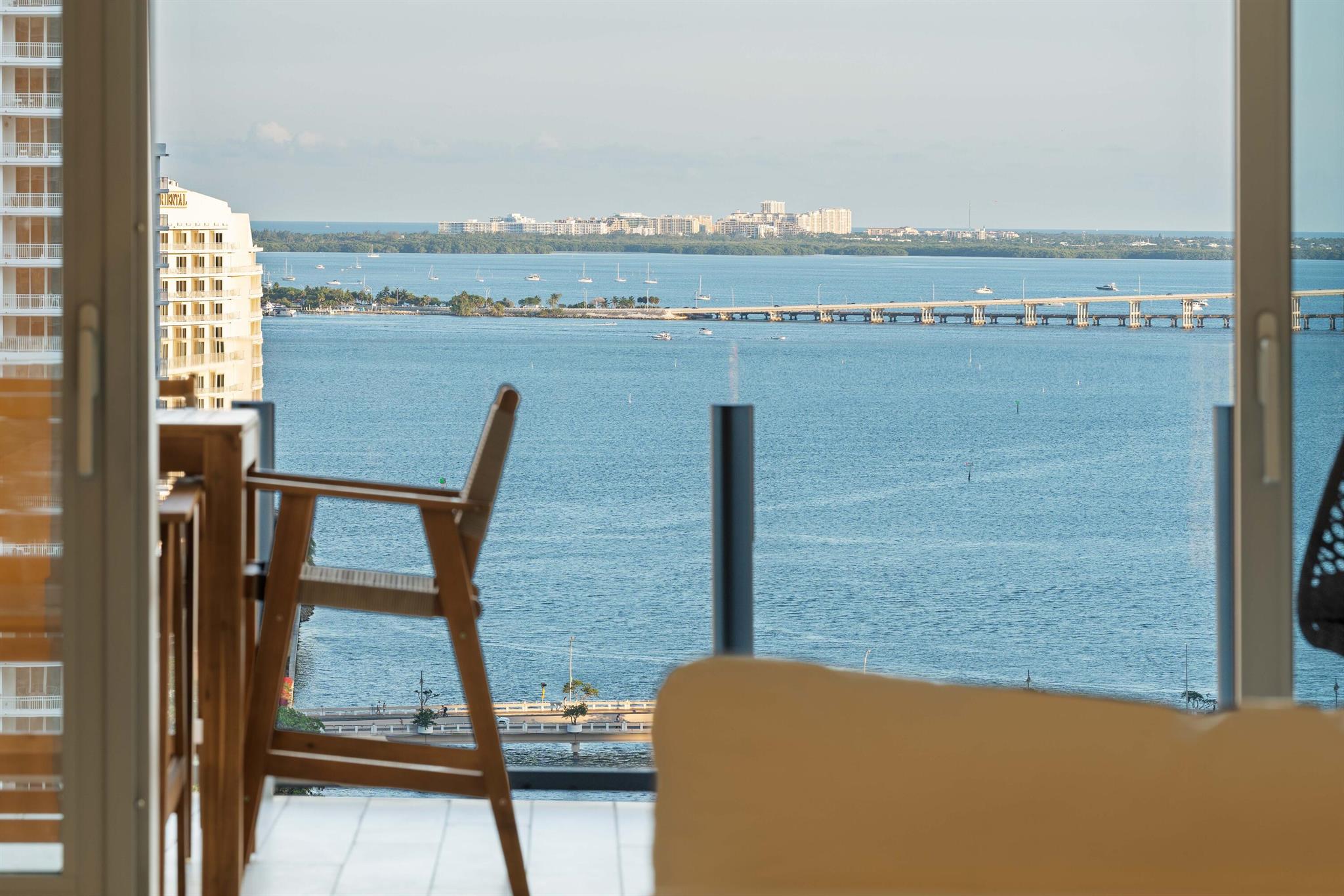 300 Biscayne Blvd Way #2004 Miami, FL 33131