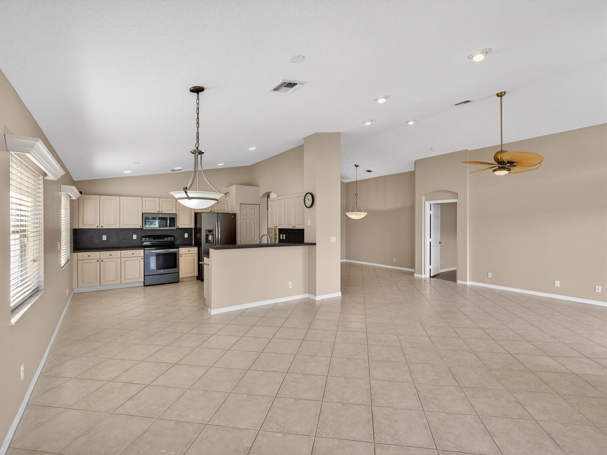 7791 Campania Dr Boynton Beach, FL 33472