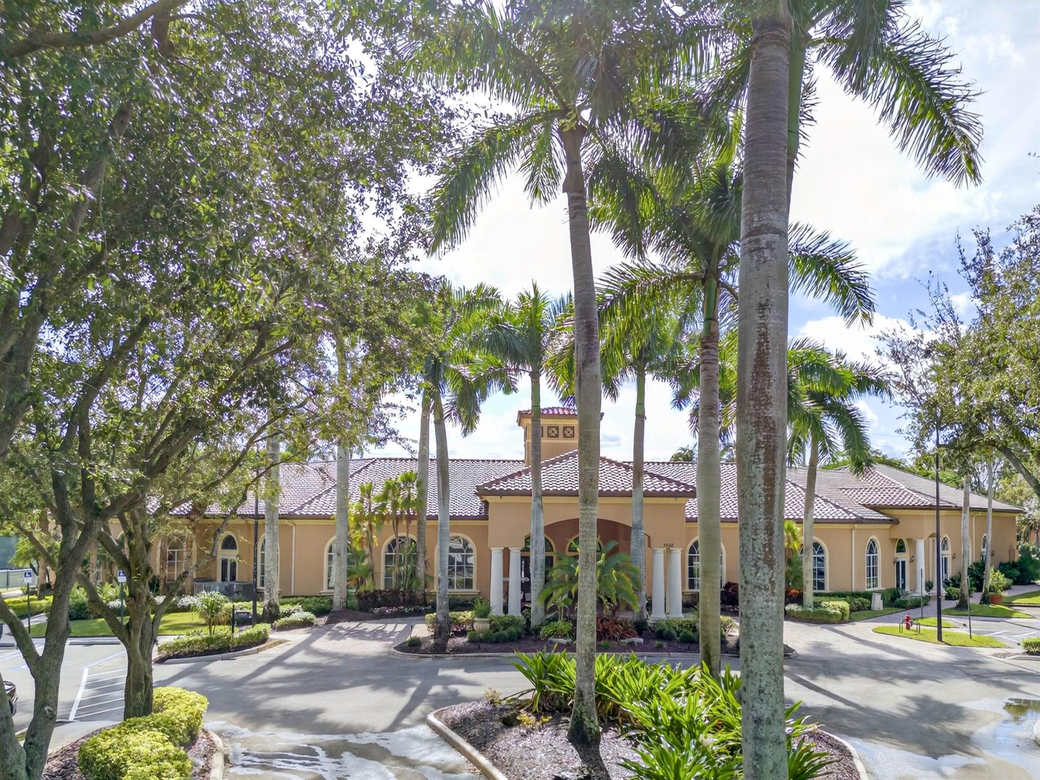 7791 Campania Dr Boynton Beach, FL 33472