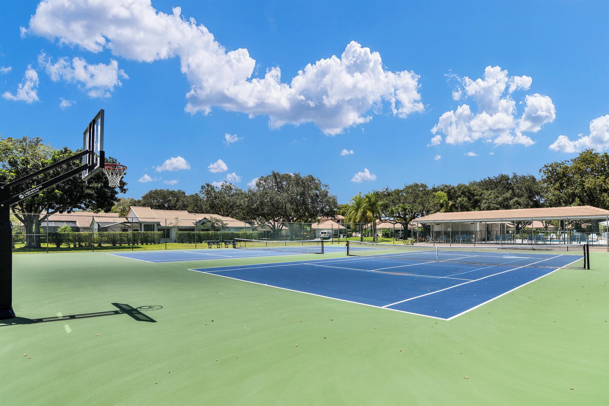 275 Sherwood Frst Dr Delray Beach, FL 33445