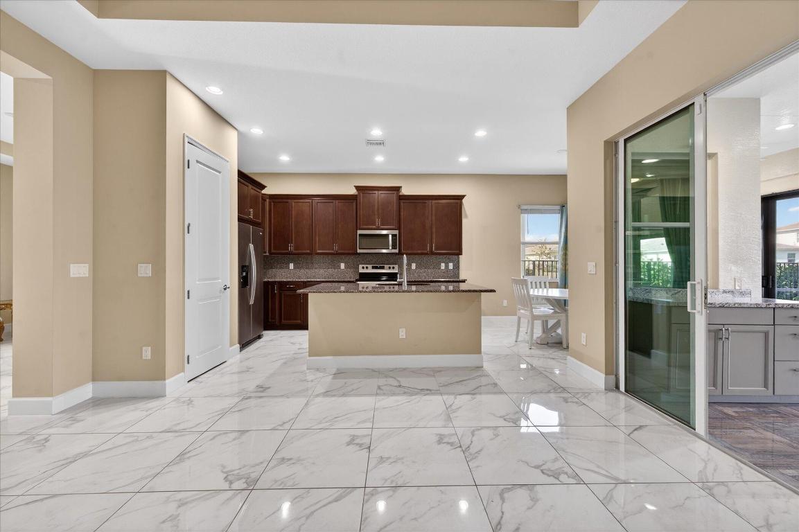 15017 Goldspar Westlake, FL 33470