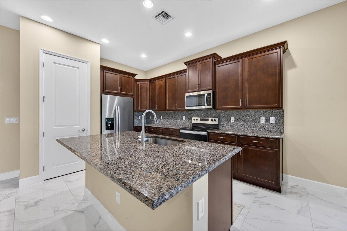 15017 Goldspar Westlake, FL 33470