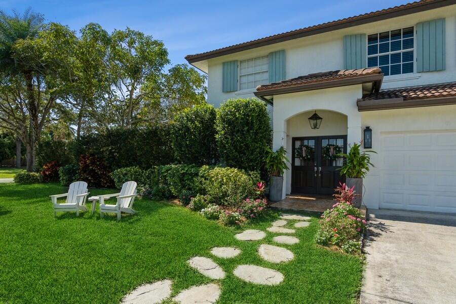 6031 Robinson Jupiter, FL 33458