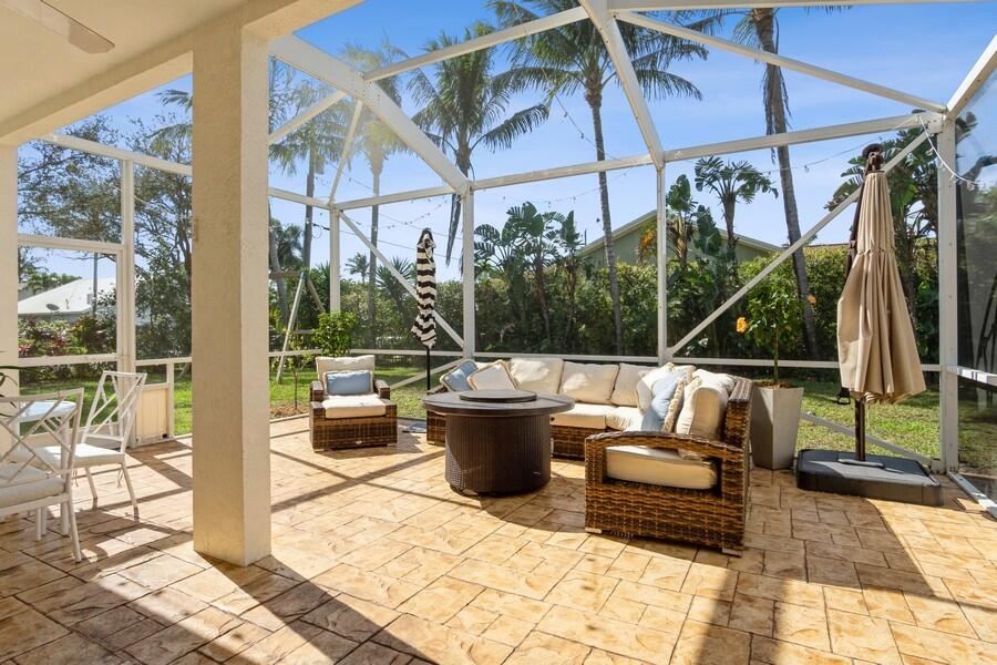 6031 Robinson Jupiter, FL 33458