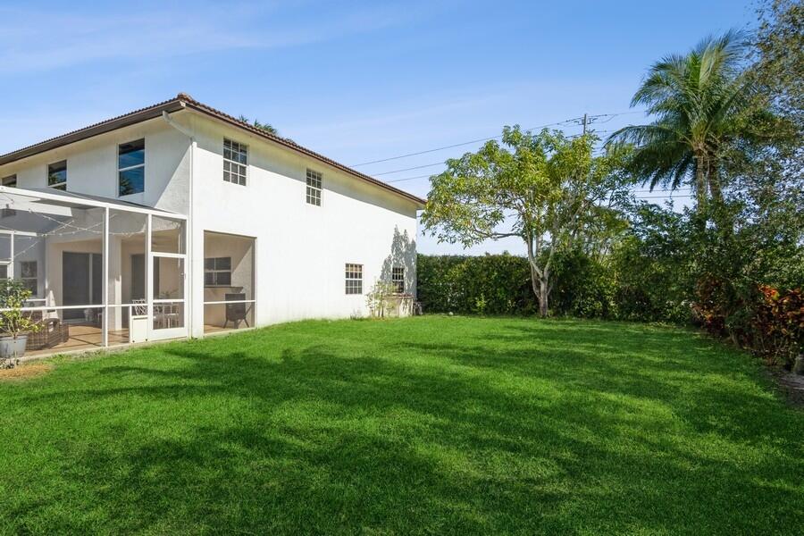 6031 Robinson Jupiter, FL 33458