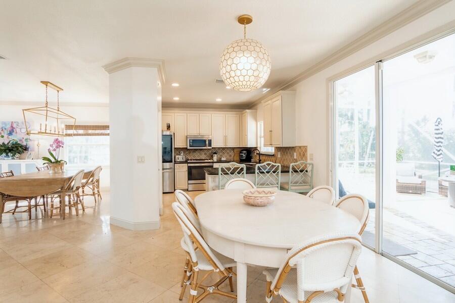 6031 Robinson Jupiter, FL 33458