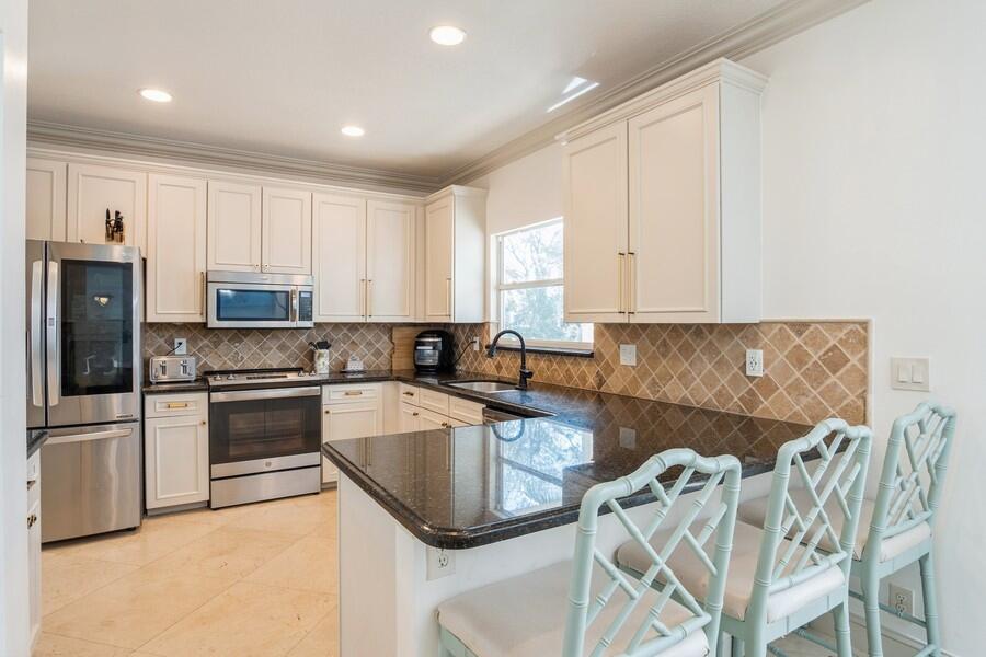 6031 Robinson Jupiter, FL 33458