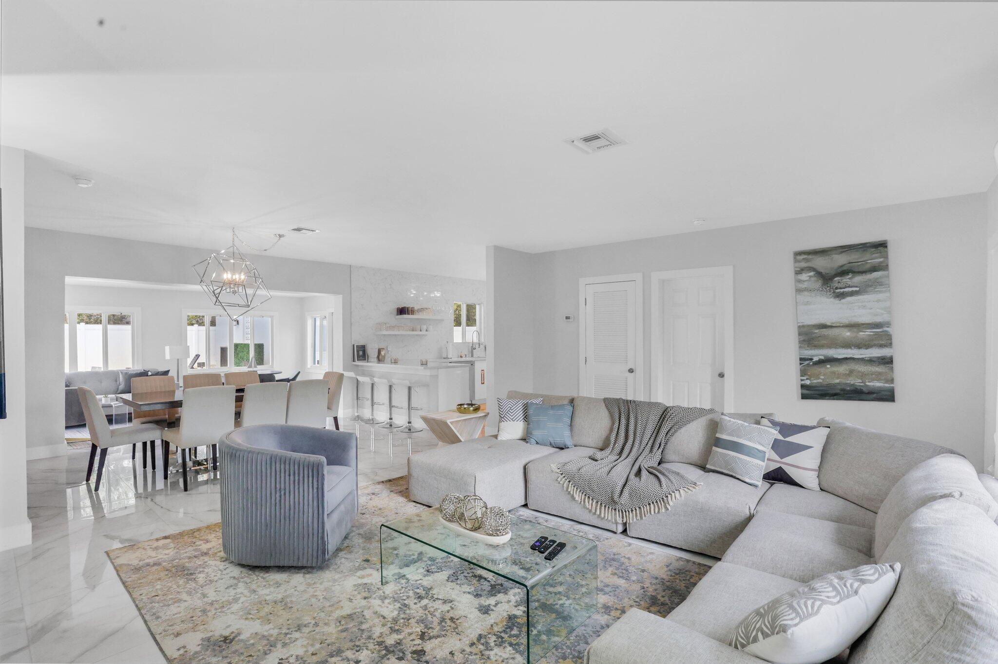 3025 Center Fort Lauderdale, FL 33308
