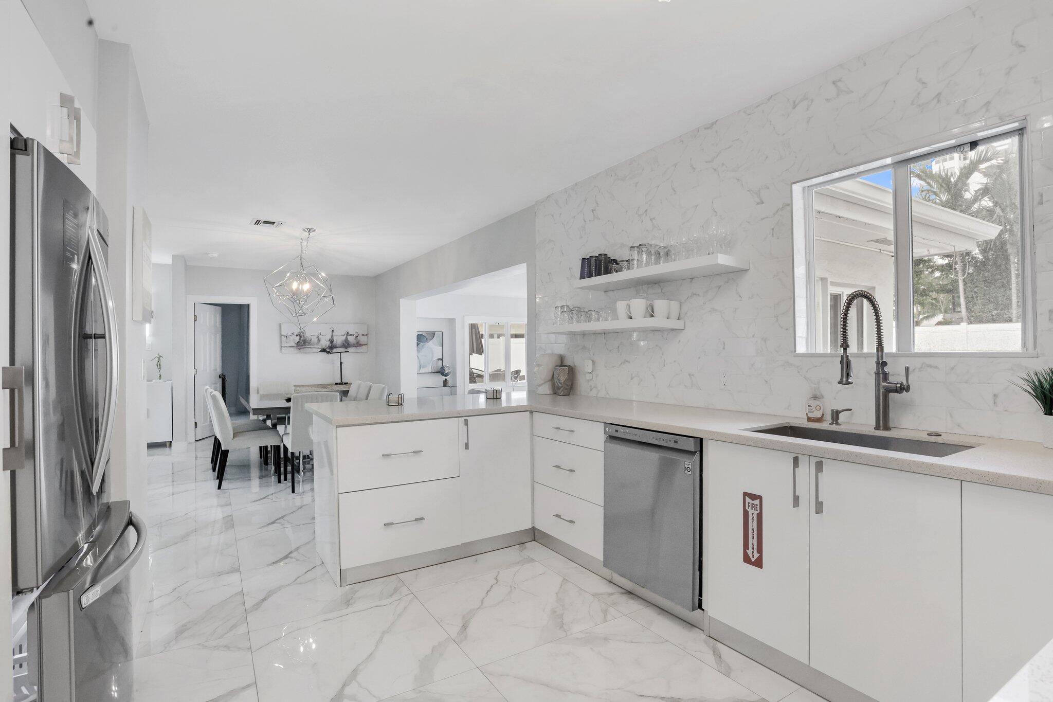3025 Center Fort Lauderdale, FL 33308