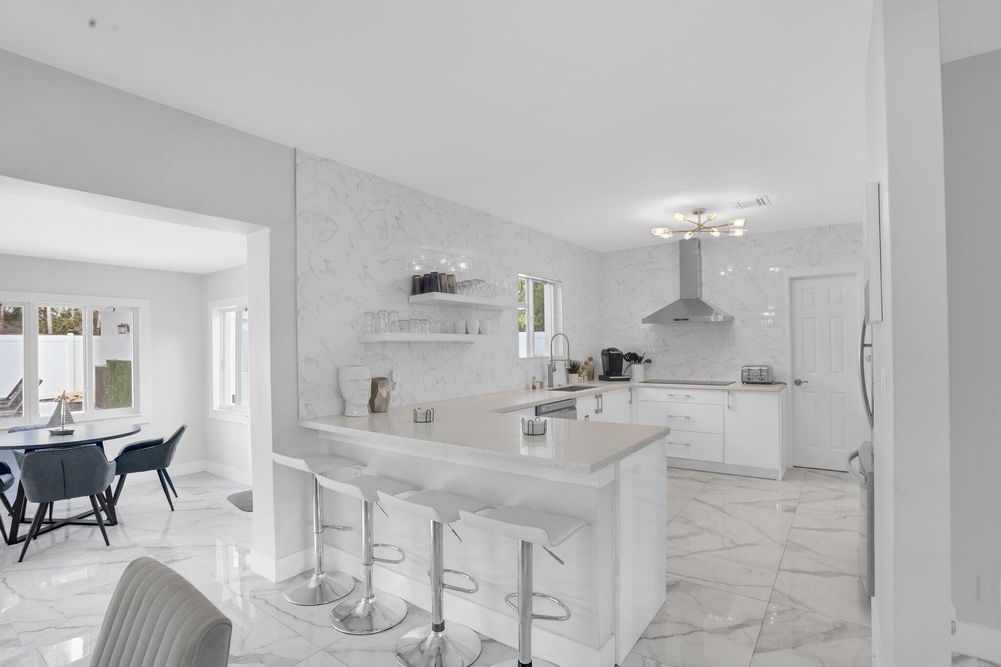 3025 Center Fort Lauderdale, FL 33308