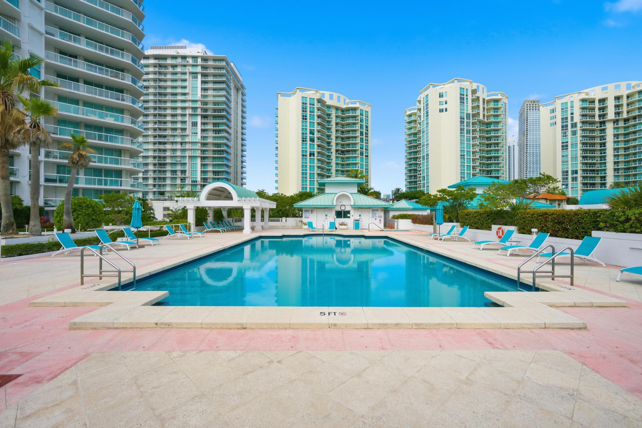 16500 Collins #Ts-3 Sunny Isles Beach, FL 33160